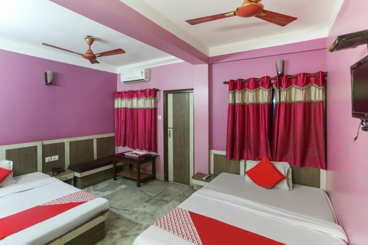 Oyo 60609 Hotel Tanushree Rampurhat Luaran gambar