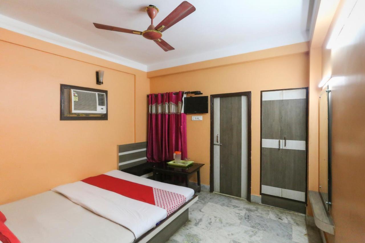 Oyo 60609 Hotel Tanushree Rampurhat Luaran gambar