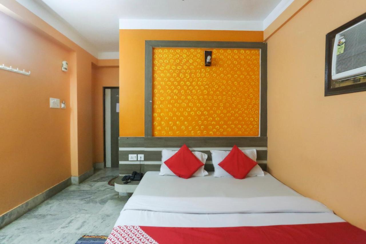 Oyo 60609 Hotel Tanushree Rampurhat Luaran gambar